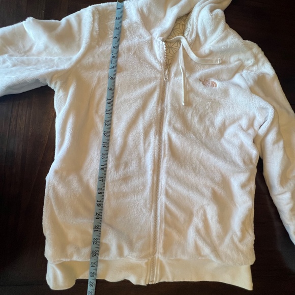 The North Face White Hooded Jacket - Picture 14 of 15